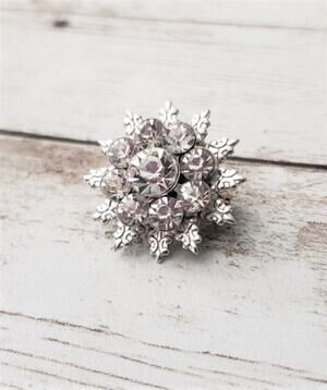 Vintage Brooch / Pin - Stunning Clear Gems 7/8"